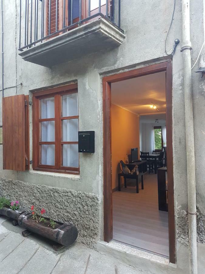 Casa Ponet Villa Valencia D'Aneu Exterior photo